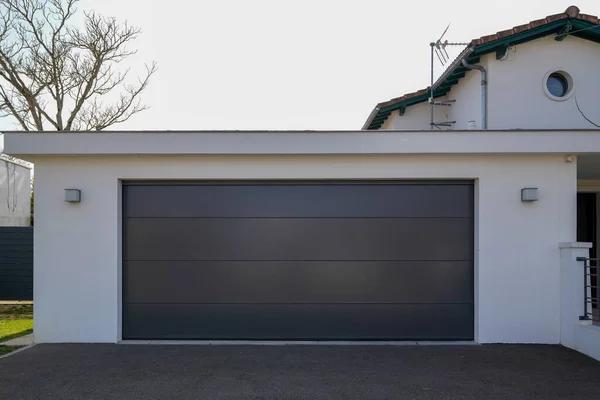 How to Train Kids on Garage Door Safety Awareness
